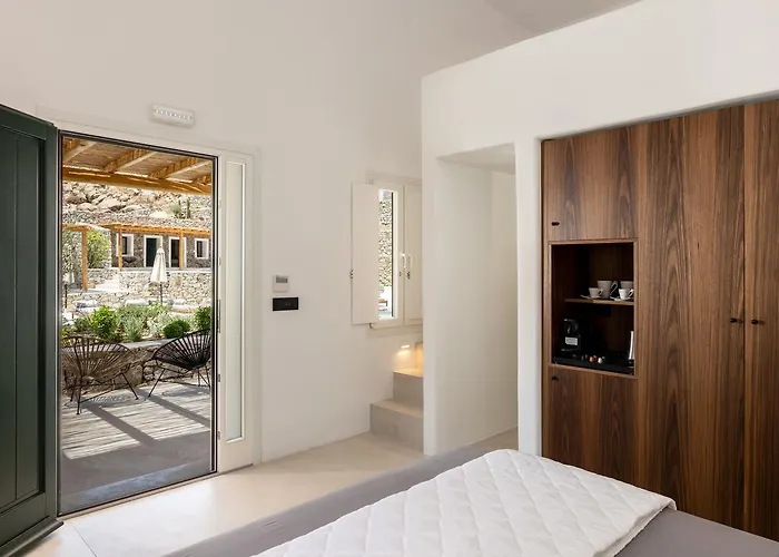 Mykonos Drops Platys Gialos (Mykonos)