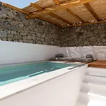 Hotel Mykonos Drops