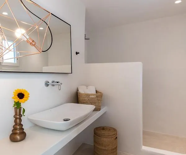 Отель Mykonos Drops 3*